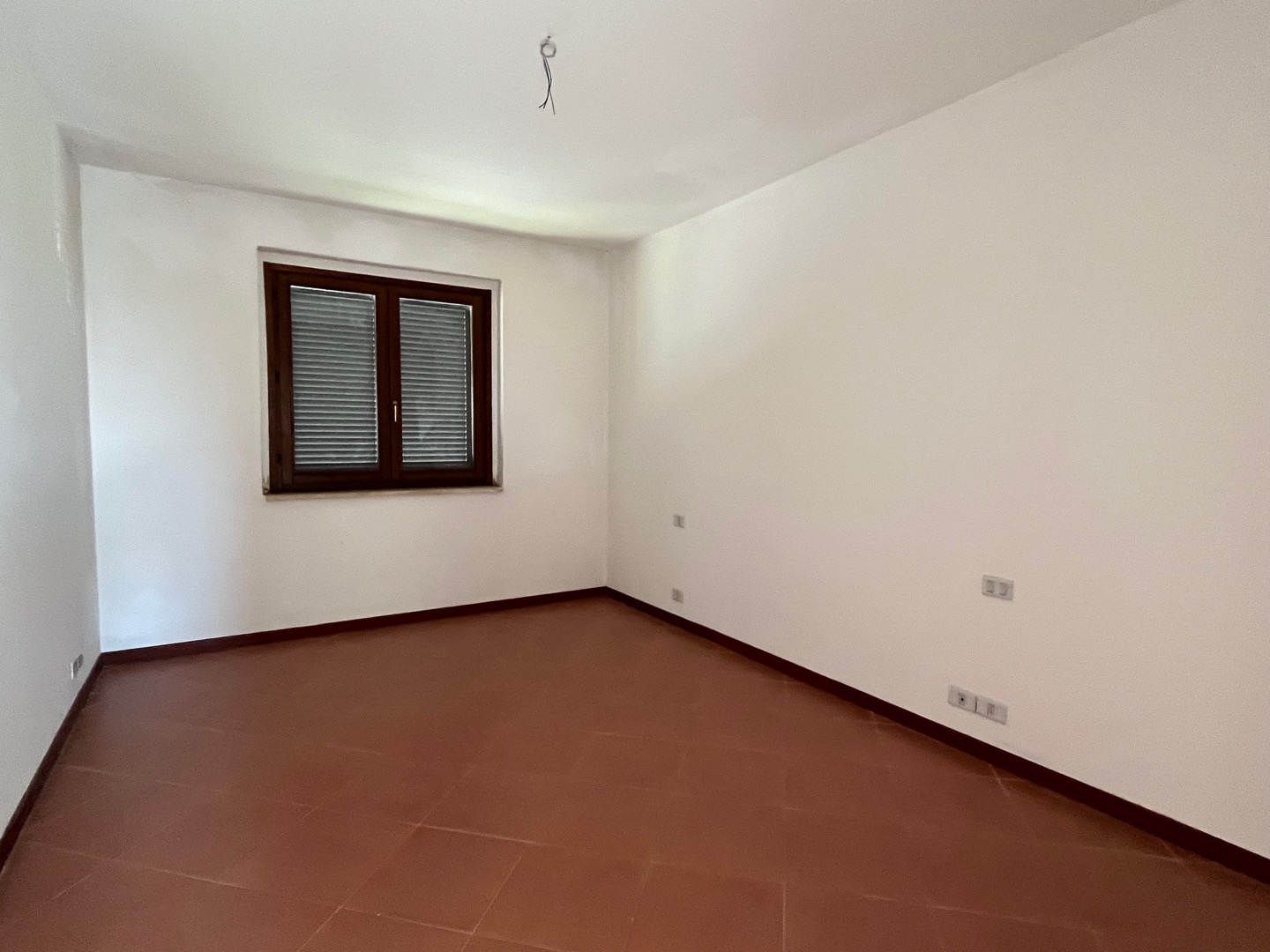 AV 1843_a_5_6 – 12 APPARTAMENTI ULTIMO PIANO CON MANSARDA E GARAGE CAMUCIA