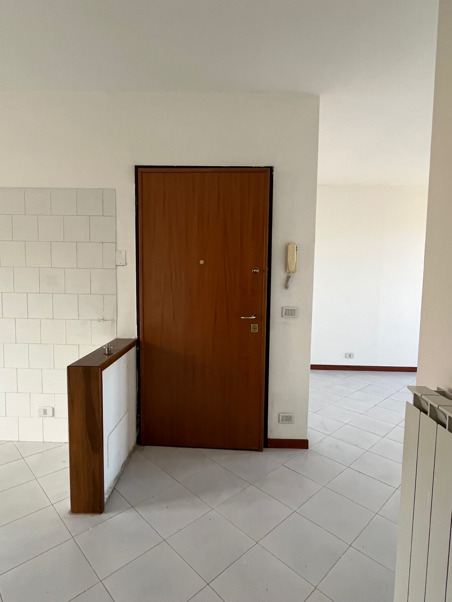 AV 1843_a_5_6 – 23 APPARTAMENTI ULTIMO PIANO CON MANSARDA E GARAGE CAMUCIA