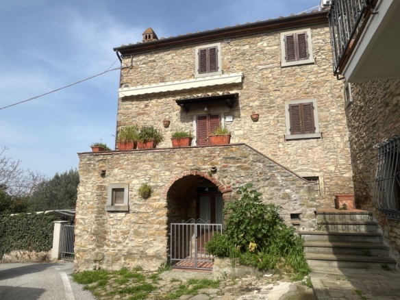 ABITAZIONE IN PIETRA TERONTOLA ALTA