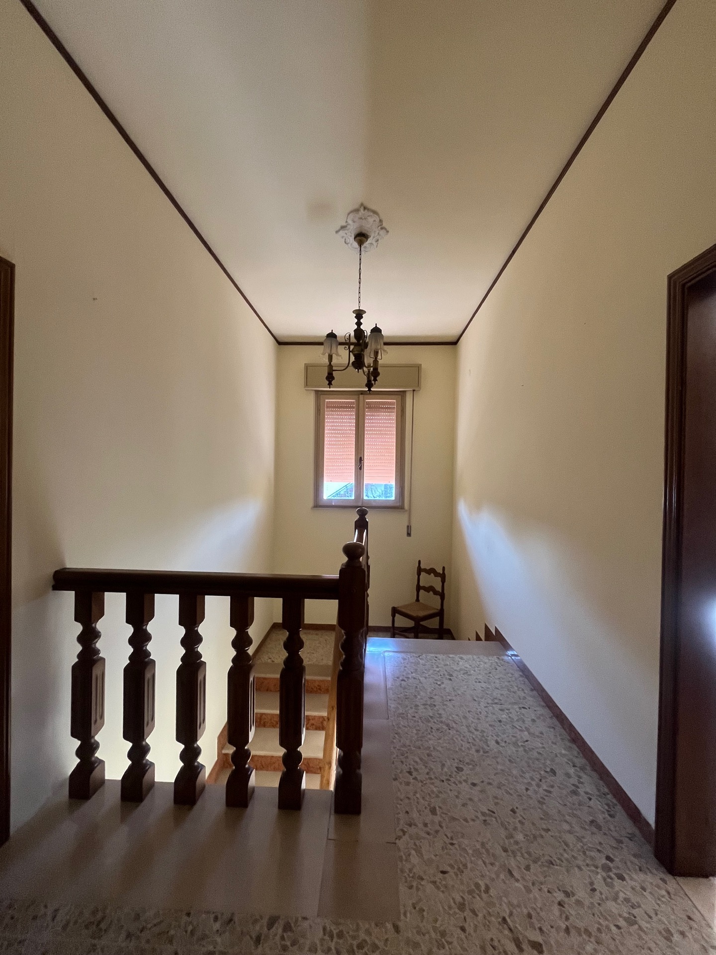 AV 1891 – 35 ABITAZIONE SINGOLA CON TERRENO CORTONA FRATTA