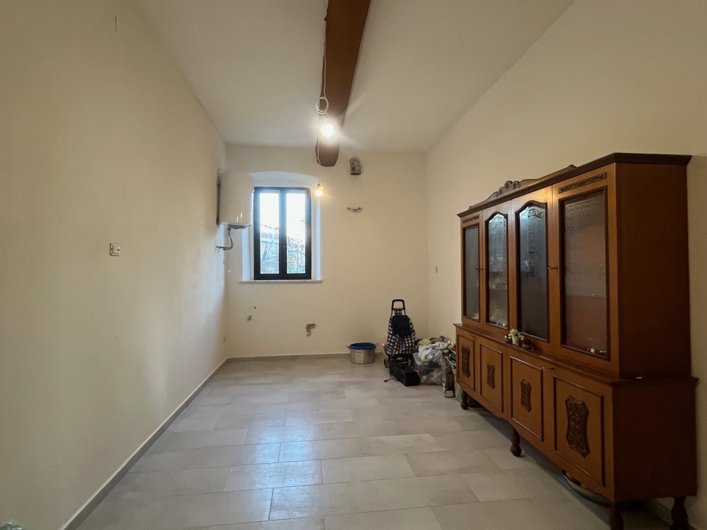 AV 1892 – 20 APPARTAMENTO RISTRUTTURATO CAMUCIA CENTRALE