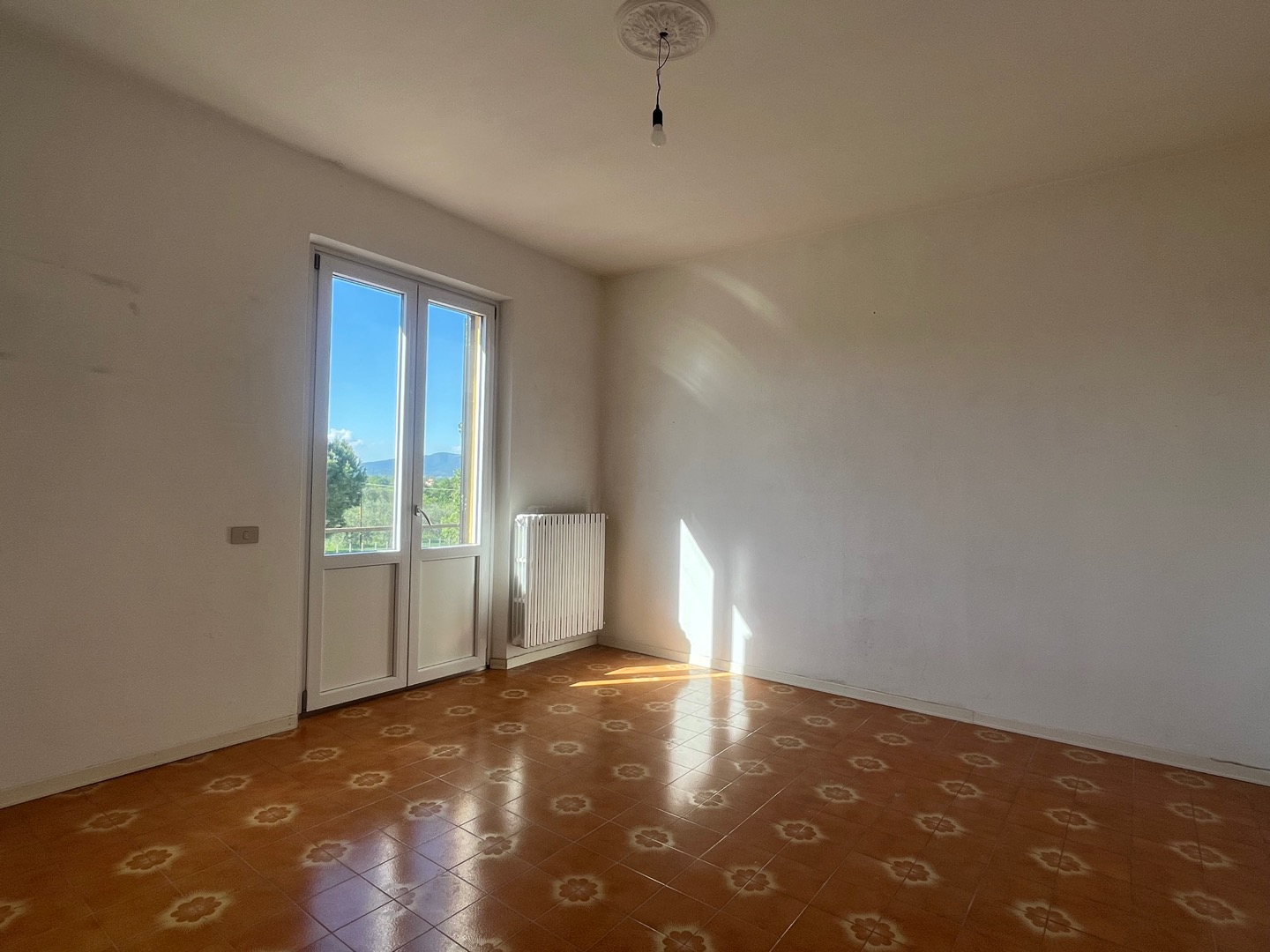AV 1512 – 45 ABITAZIONE CORTONA LOC. FRATTA SANTA CATERINA