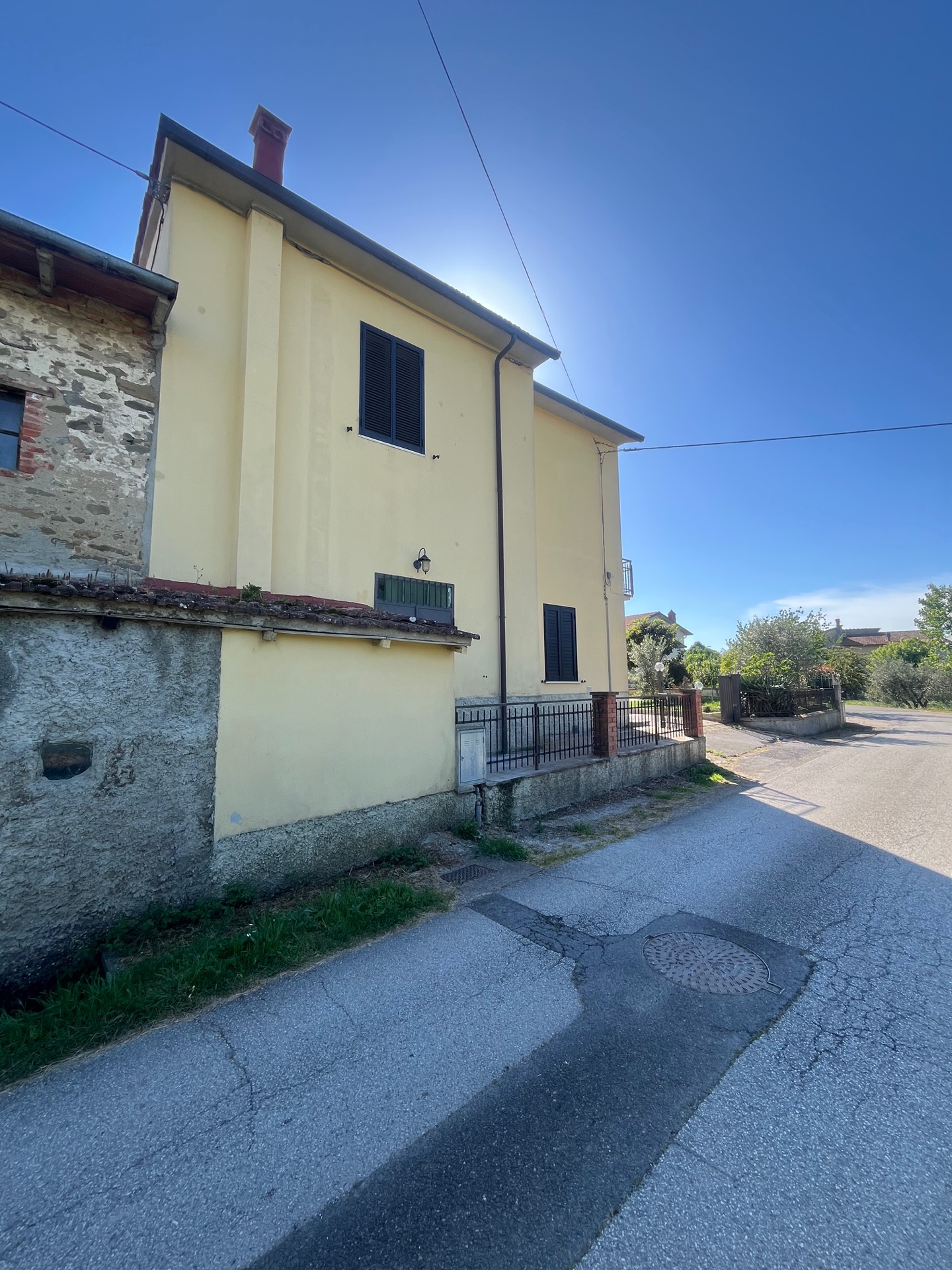 AV 1512 – 7 ABITAZIONE CORTONA LOC. FRATTA SANTA CATERINA