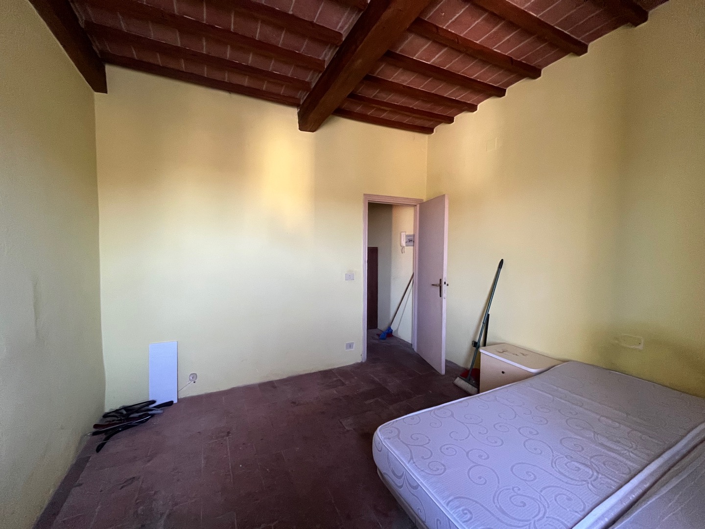 AV 1602 – 13 MINI APPARTAMENTO CAMUCIA MONSIGLIOLO
