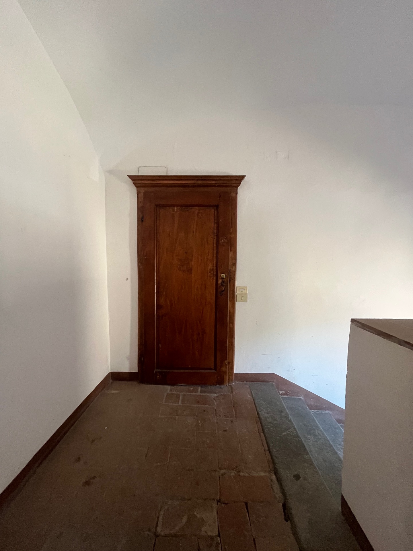 AV 1602 – 4 MINI APPARTAMENTO CAMUCIA MONSIGLIOLO