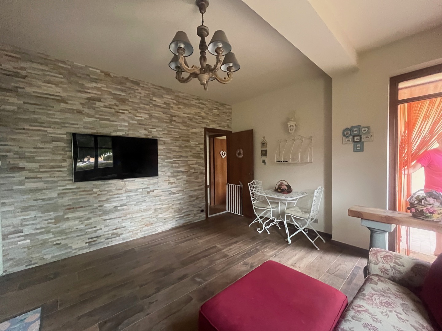 AV 1672 – 22 APPARTAMENTO CON GIARDINO LOCALITA’ BADIACCIA