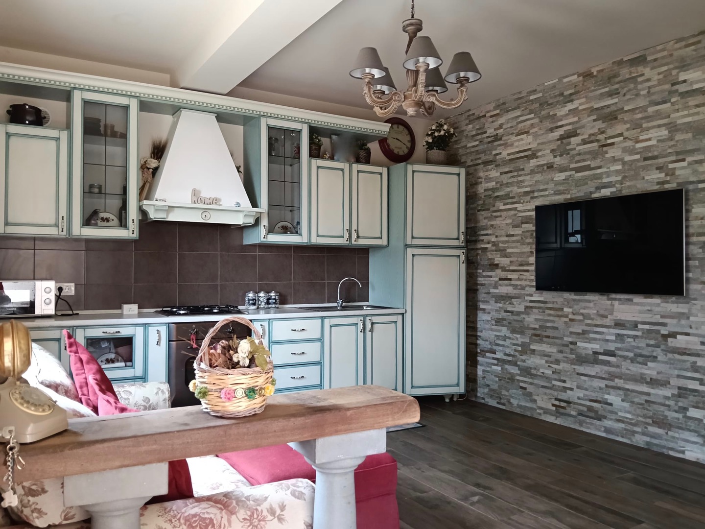 AV 1672 – 24 APPARTAMENTO CON GIARDINO LOCALITA’ BADIACCIA
