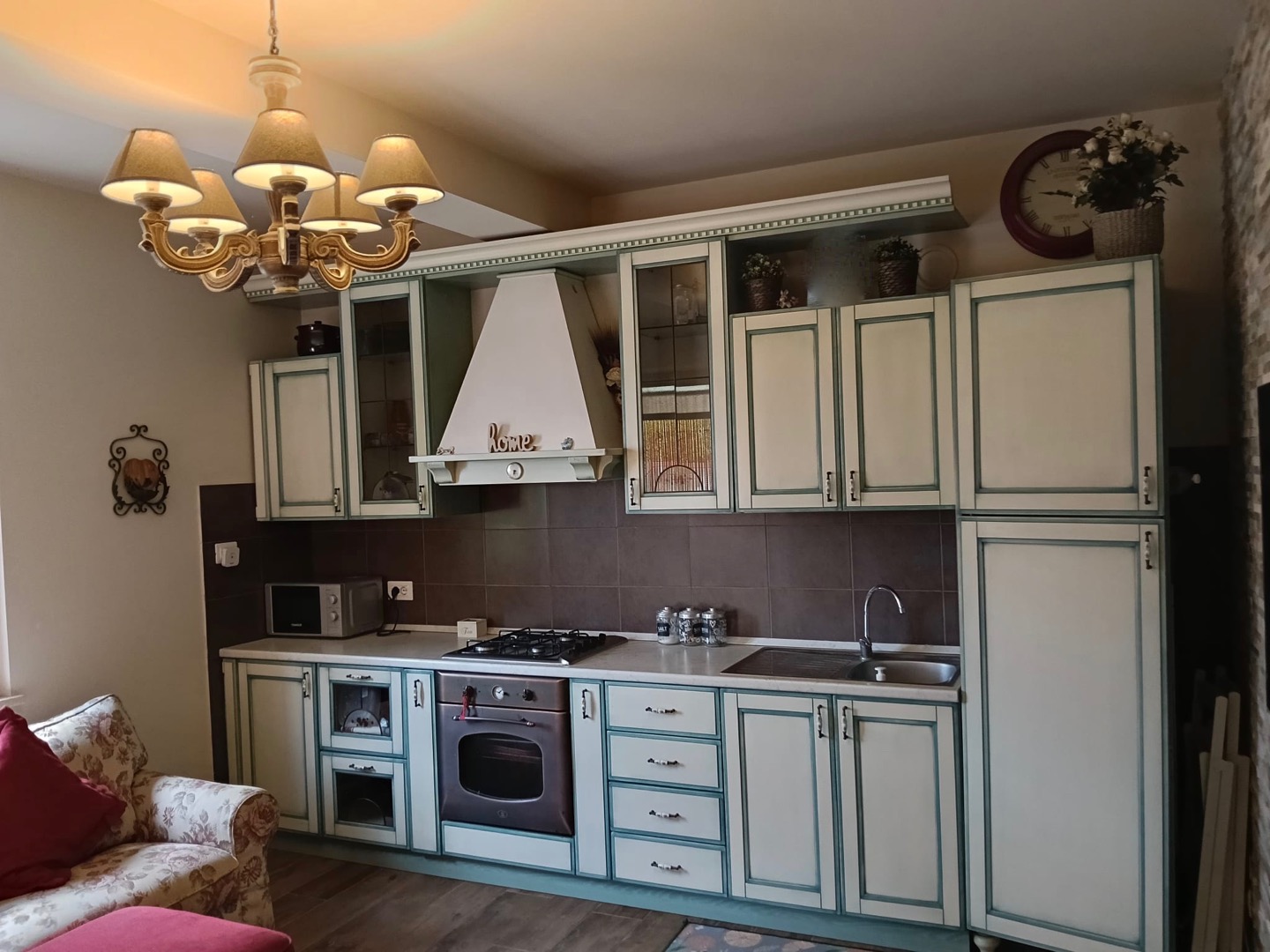 AV 1672 – 25 APPARTAMENTO CON GIARDINO LOCALITA’ BADIACCIA