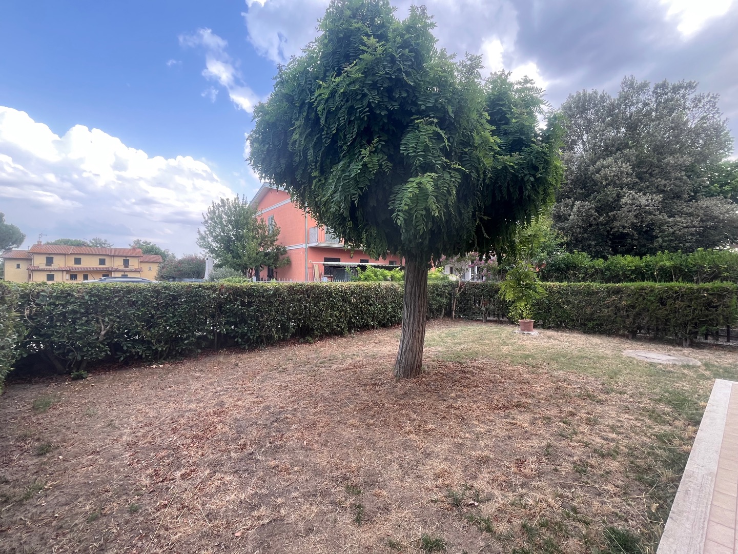 AV 1672 – 7 APPARTAMENTO CON GIARDINO LOCALITA’ BADIACCIA
