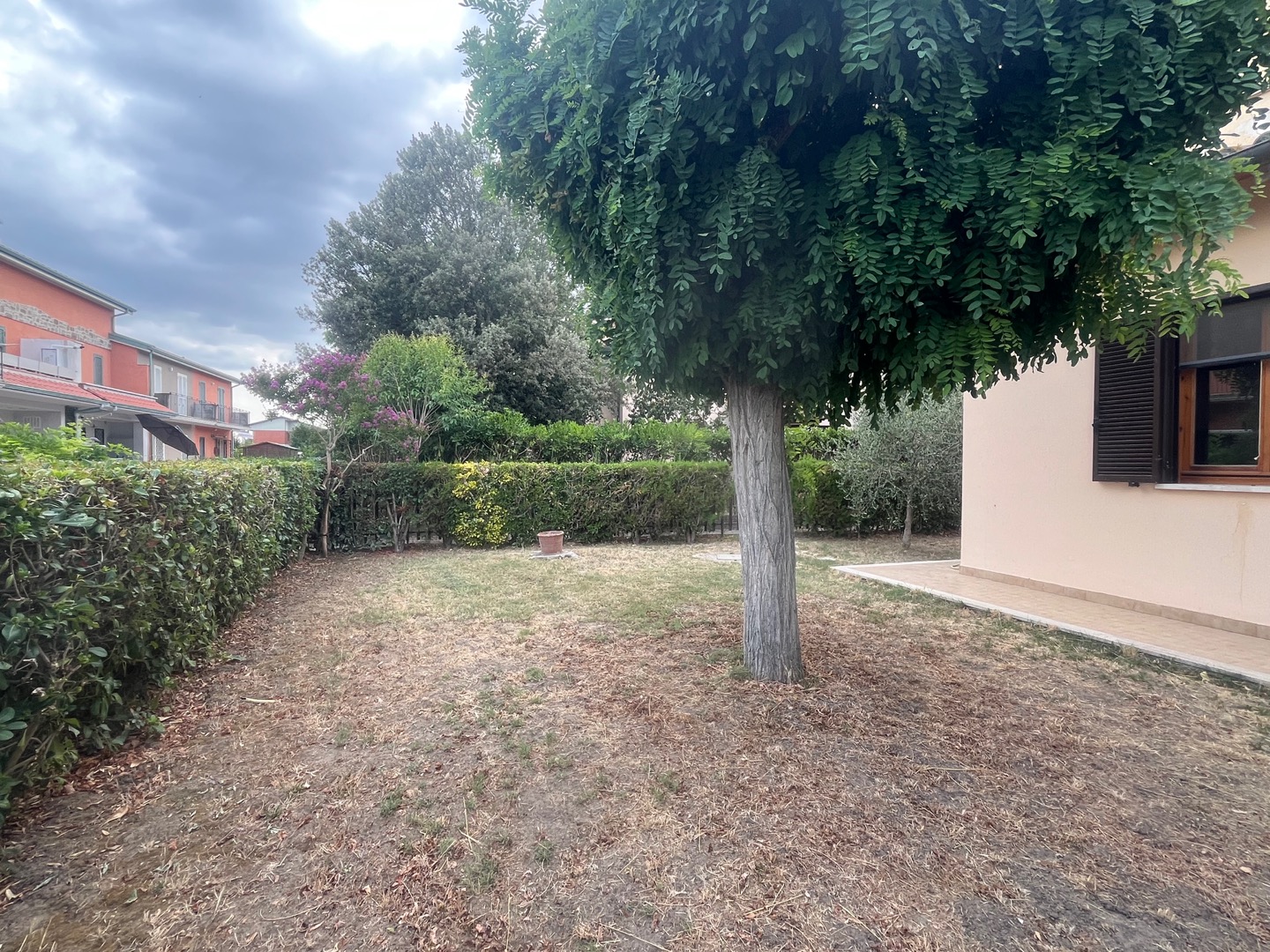 AV 1672 – 8 APPARTAMENTO CON GIARDINO LOCALITA’ BADIACCIA