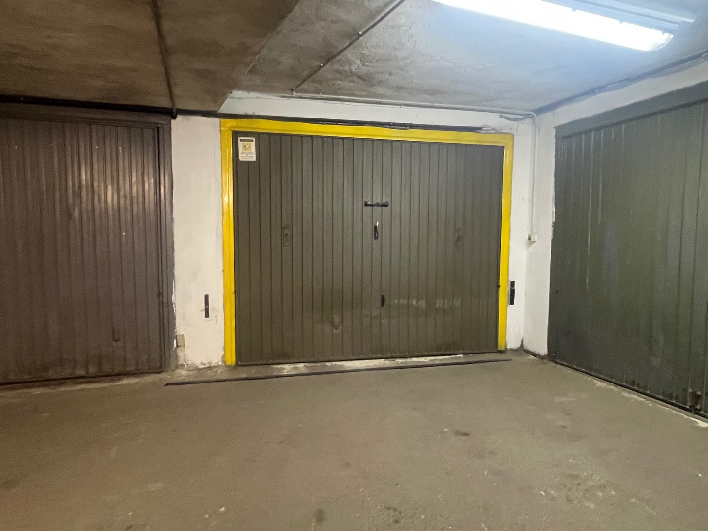 AV 1895 – 1 GRANDE GARAGE/RIMESSA – CORTONA CAMUCIA