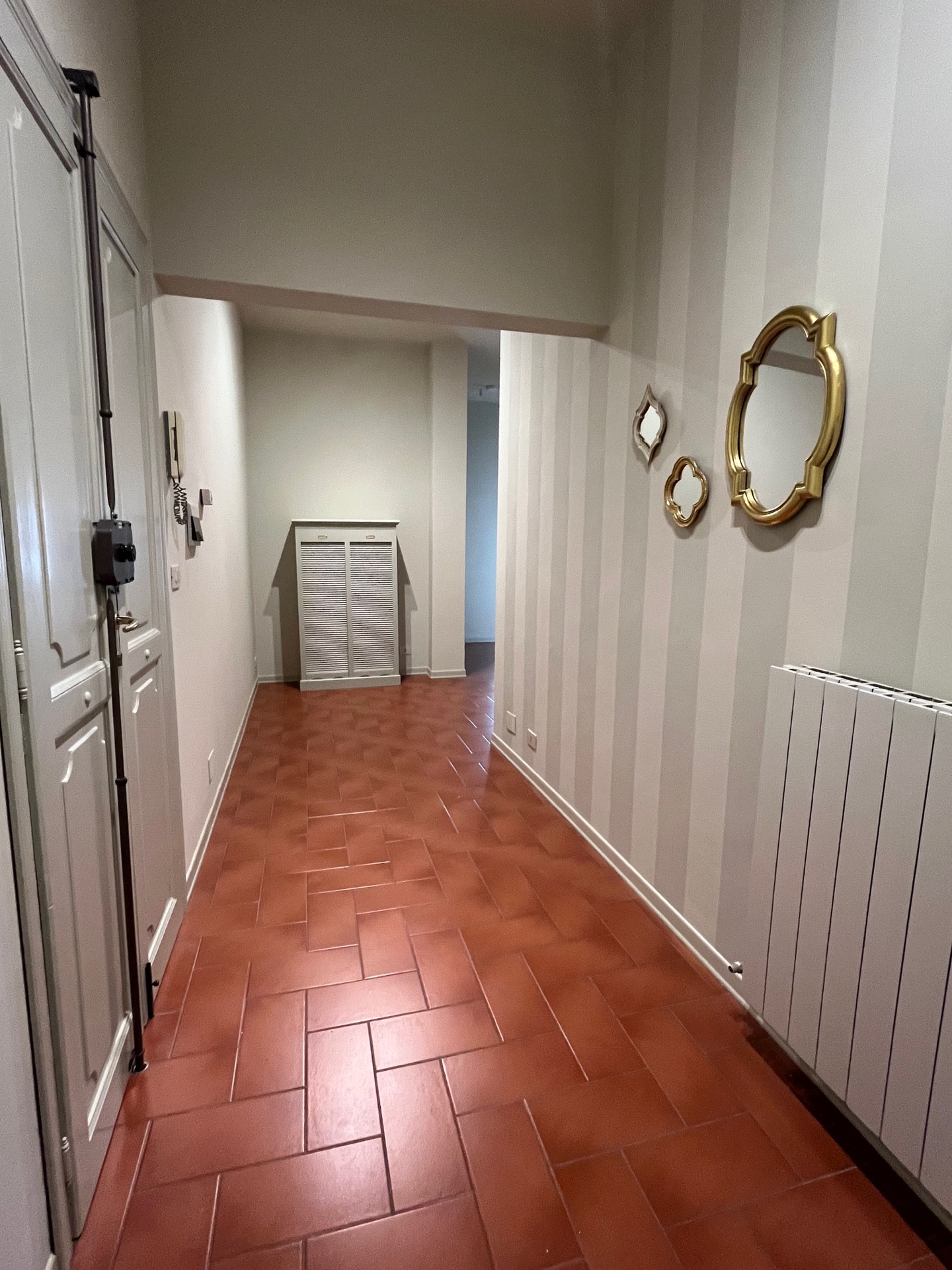 Appartamento Via Quinto Zampagni – 19 AFFITTO BELL’APPARTAMENTO ARREDATO CAMUCIA CENTRO