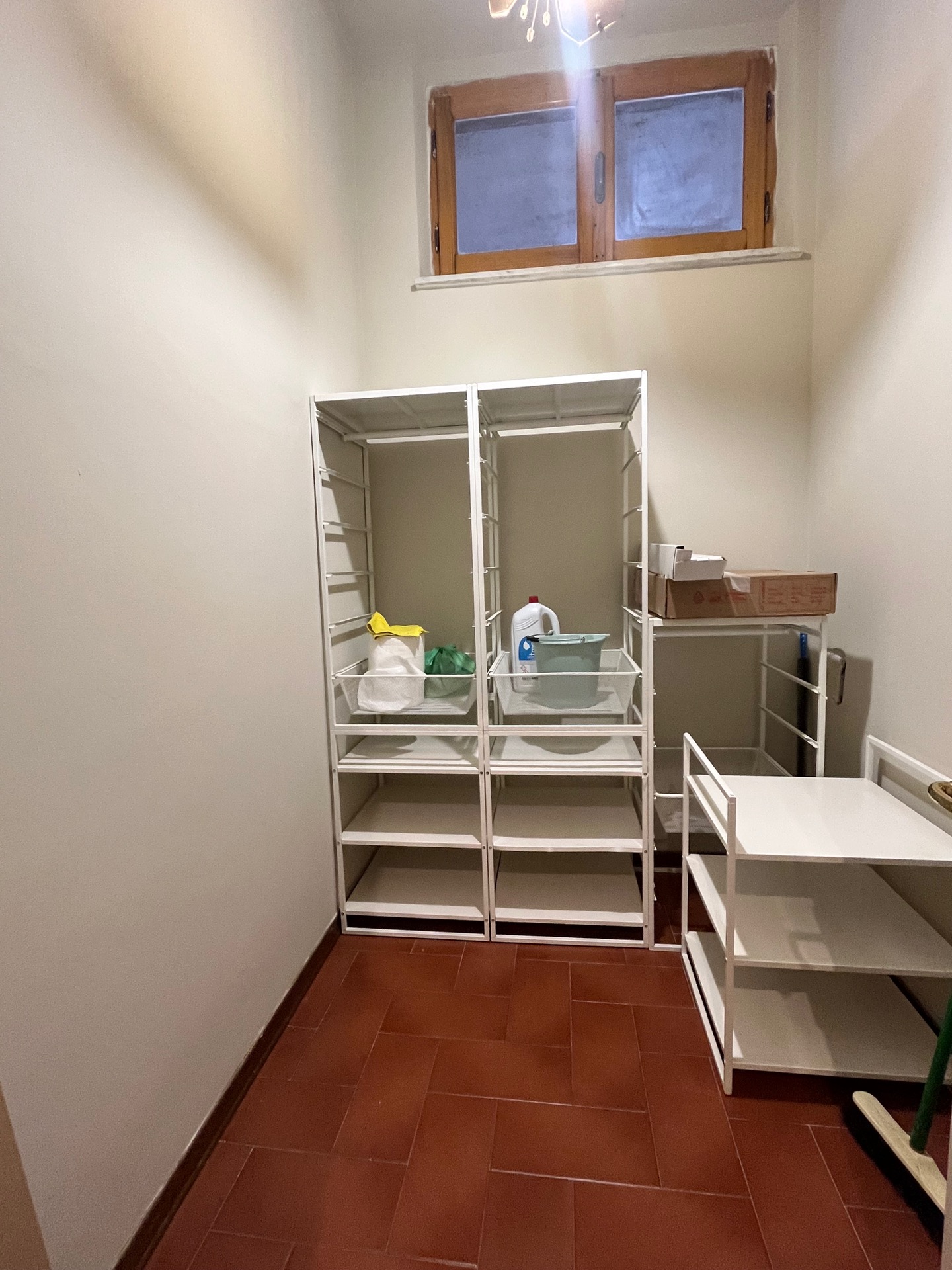 Appartamento Via Quinto Zampagni – 27 AFFITTO BELL’APPARTAMENTO ARREDATO CAMUCIA CENTRO