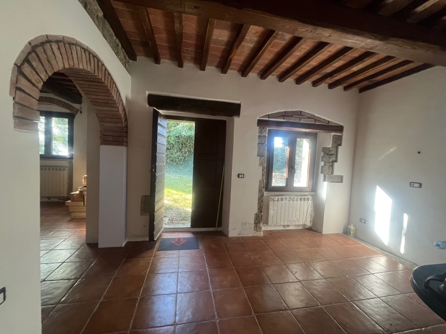 AV 1899_ – 16 CASOLARE INDIPENDENTE CORTONA CAMPAGNA