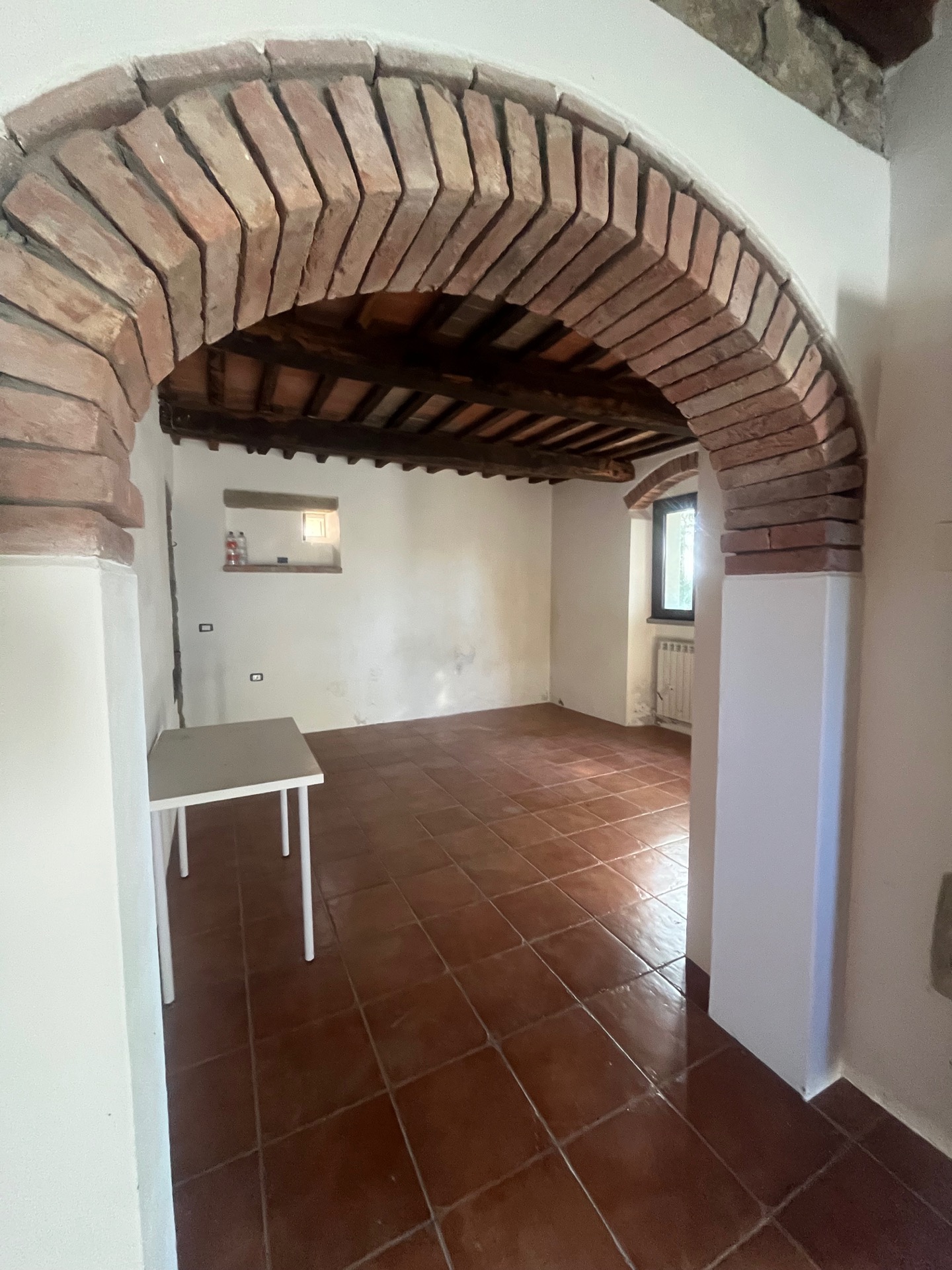 AV 1899_ – 21 CASOLARE INDIPENDENTE CORTONA CAMPAGNA