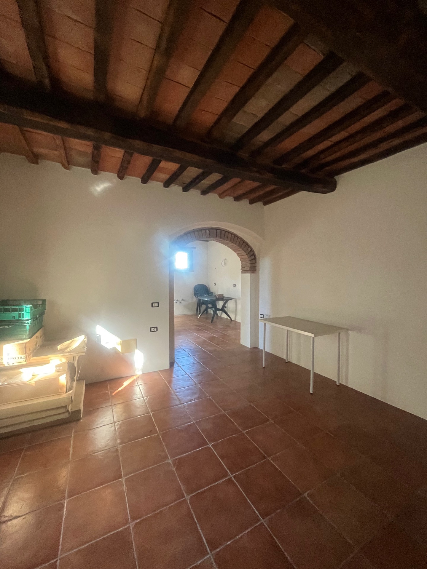 AV 1899_ – 24 CASOLARE INDIPENDENTE CORTONA CAMPAGNA
