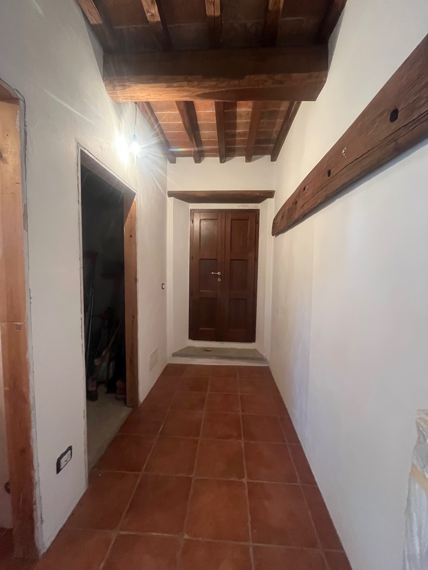 AV 1899_ – 29 CASOLARE INDIPENDENTE CORTONA CAMPAGNA