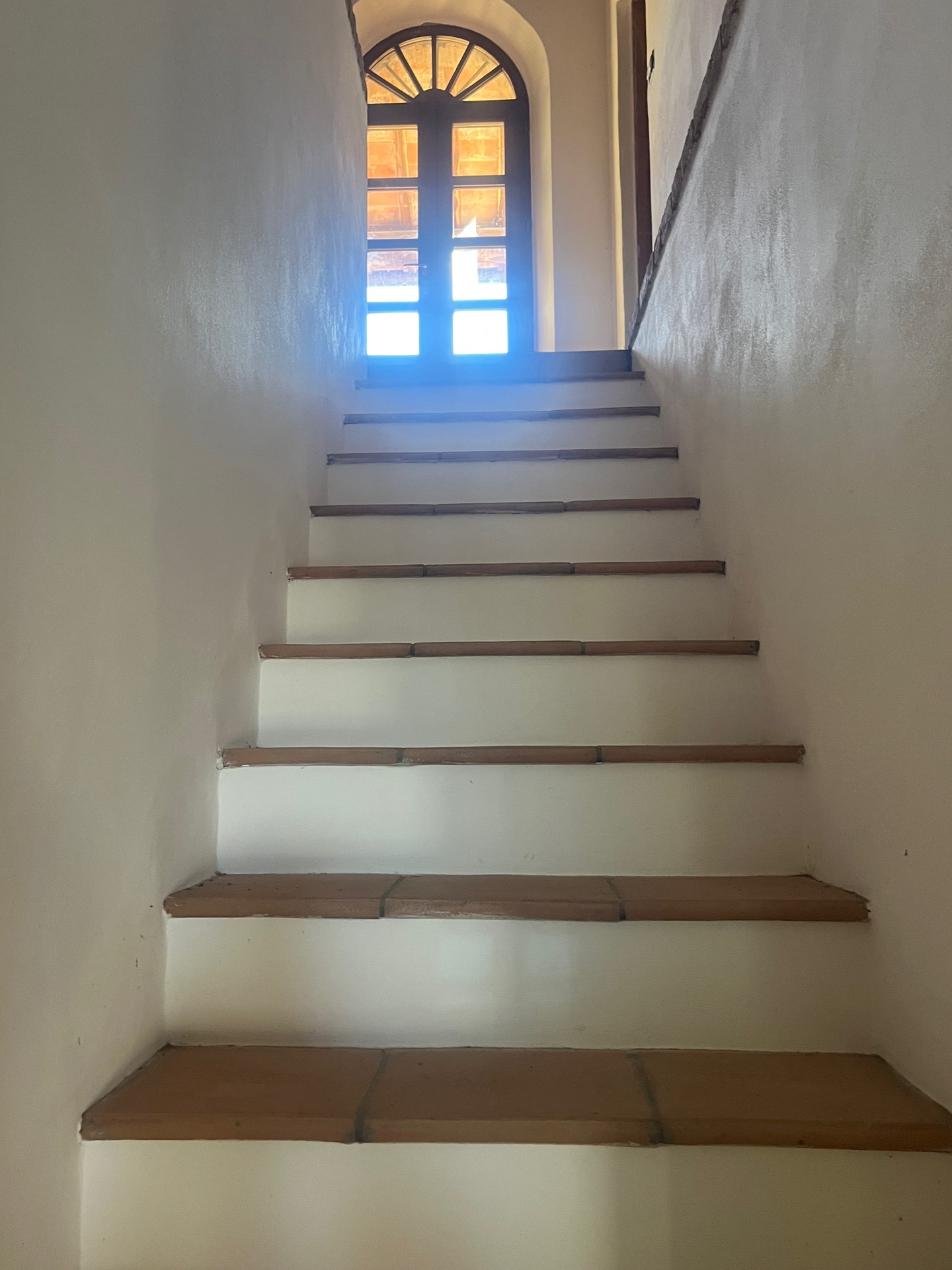 AV 1899_ – 37 CASOLARE INDIPENDENTE CORTONA CAMPAGNA